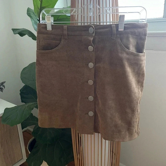 Corduroy brown skirt / boohoo / size 6 / boho style - Picture 4 of 8